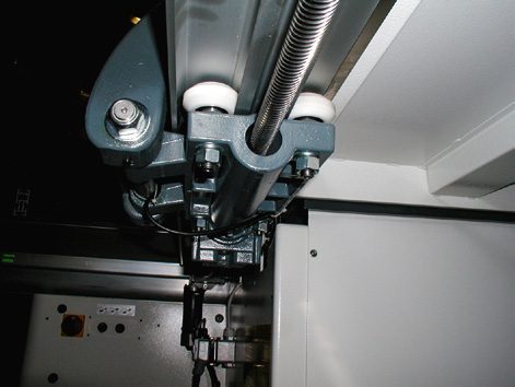 P3200